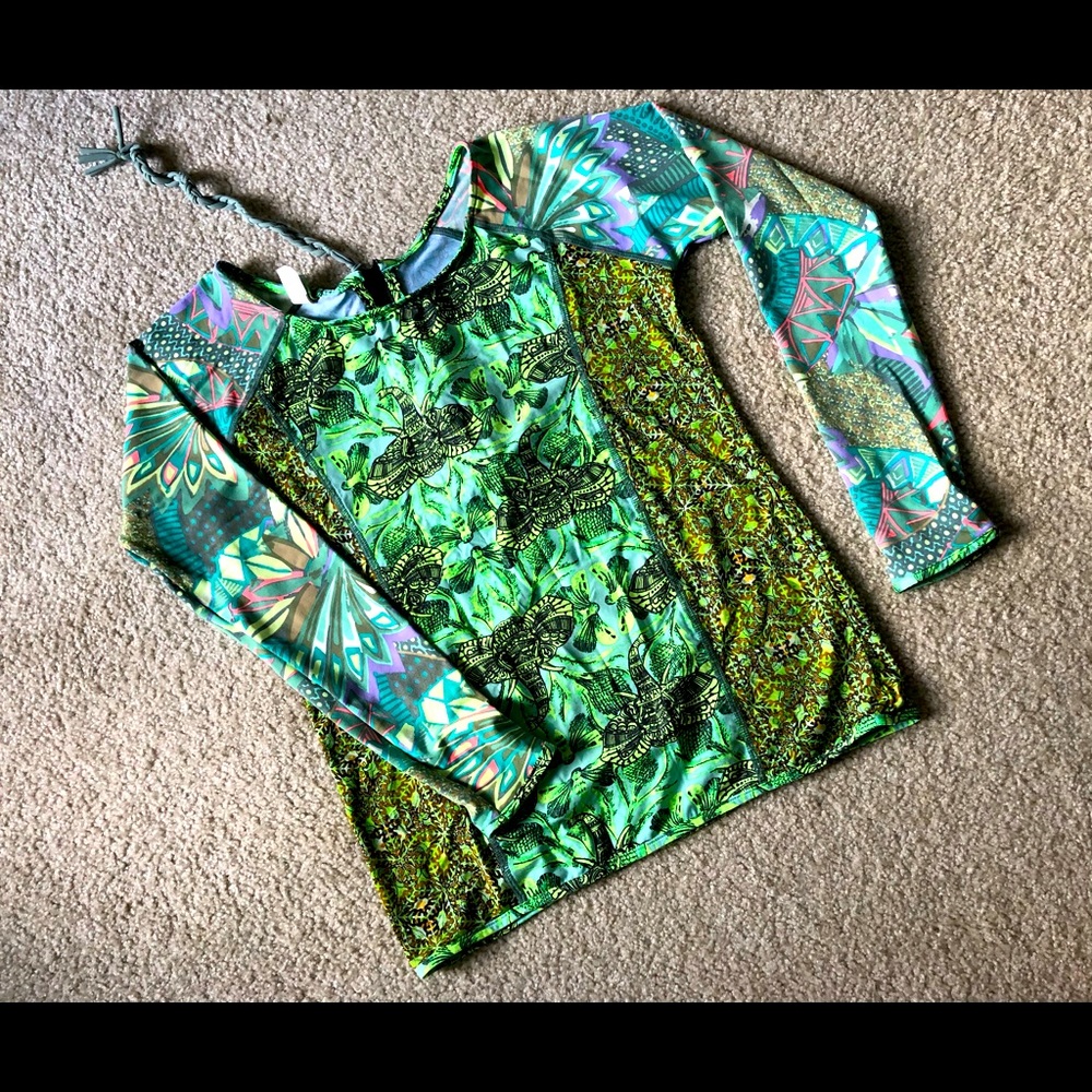 Rashie or UV Beach Cover EUC